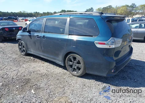 2012 Toyota Sienna Se 8 Passenger z USA, uszkodzony, nr VIN 5TDXK3DC5CS188773